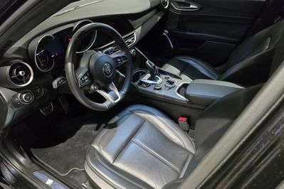 Alfa Romeo Giulia 2.0 Turbo Veloce TI Q4 aut