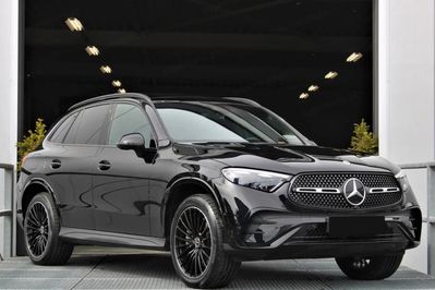 Mercedes GLC 300  4-Matic AMG Line