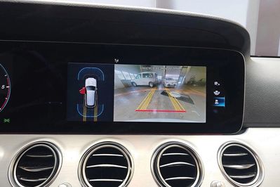 Mercedes Klasa E Estate 220 d 4MATIC Avantgarde