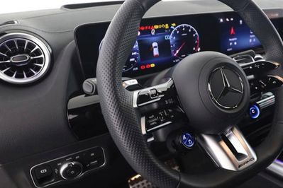 Mercedes GLA AMG 35 4-Matic
