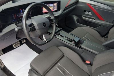 Opel Astra VI 1.6 T Plug-in Hybrid GS