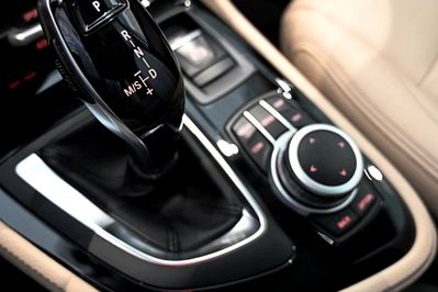 BMW Seria 2 Active Tourer 220i Luxury Line