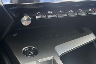 Peugeot 408 Allure e-DCS 1.2 mHEV
