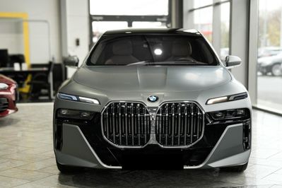 BMW Seria 7 740d xDrive M Sport