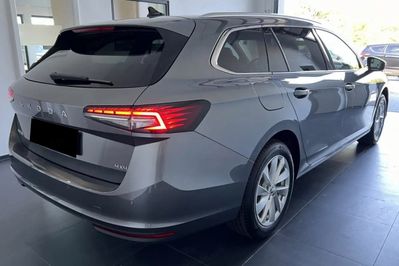 Skoda Superb Edition 130 2.0 TDI DSG 4x4