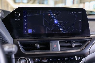 Lexus UX 200 F Sport Design 2WD