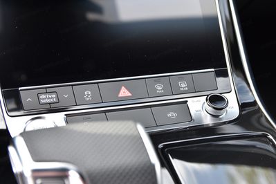 Audi Q7 SQ7 TFSI quattro