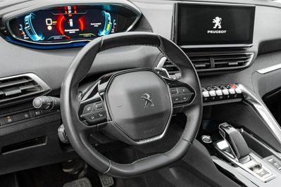 Peugeot 3008 1.6 PureTech Hybrid PHEV Allure Pack S&S EAT8