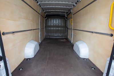Opel Movano L4H2