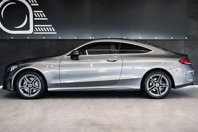 Mercedes Klasa C 300 4MATIC 9G-Tronic