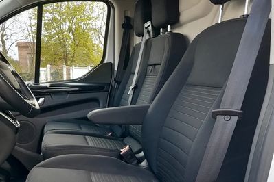 Ford Transit Custom L2H1 AT