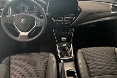 Suzuki S-Cross 1.4 SHVS Elegance 4WD