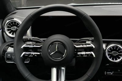 Mercedes CLA Shooting Brake 180 AMG Line