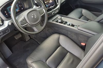 Volvo XC60 B4 B Momentum Pro aut