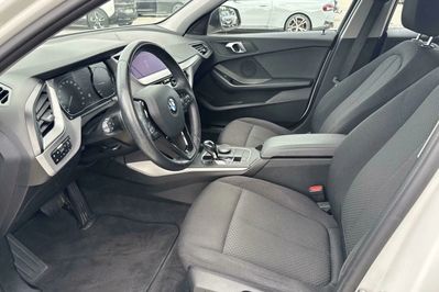 BMW Seria 1 118i Advantage