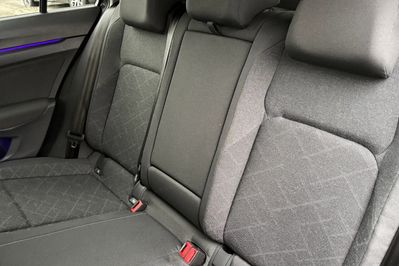 Volkswagen Golf VIII 2.0 TDI Life DSG