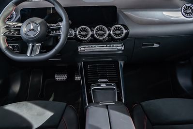Mercedes GLA 200  AMG Line