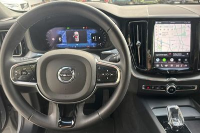 Volvo XC60 B4 B Plus Dark