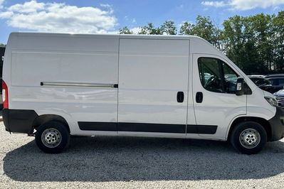 Peugeot Boxer 335 BlueHDi L3H2 Premium