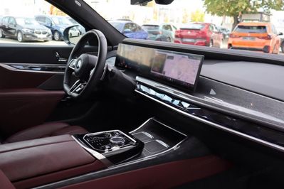 BMW Seria 7 740d xDrive M Sport
