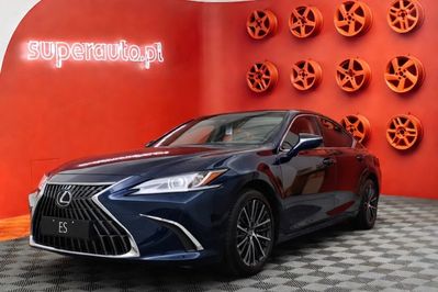 Lexus ES 300h Business Edition 2.5 E-CVT