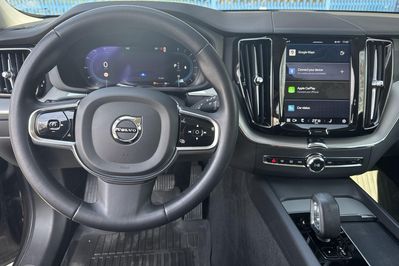 Volvo XC60 B4 B Plus Dark