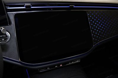 Mercedes Klasa E 220 d  4-Matic AMG