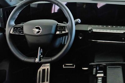 Opel Astra VI 1.2 T GS S&S
