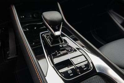 MG HS 1.5T HEV+ Exclusive aut