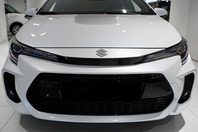 Suzuki Swace Elegance 1.8 Hybrid CVT