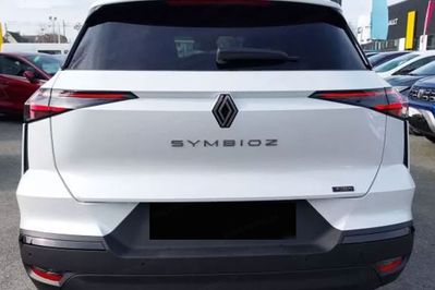 Renault Symbioz Evolution 1.8 E-Tech Full Hybrid