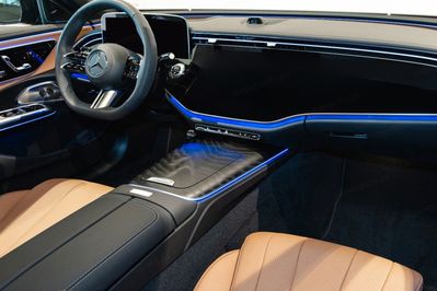 Mercedes Klasa E 200 AMG