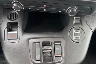 Peugeot Partner Van XL L2H1 EAT8