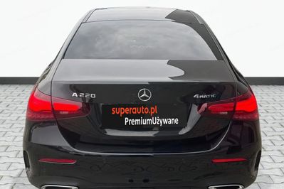 Mercedes Klasa A 220 4MATIC AMG Line