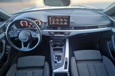 Audi A4 35 TFSI mHEV Advanced S tronic