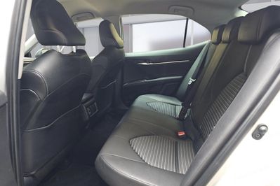 Toyota Camry 2.5 Hybrid Prestige