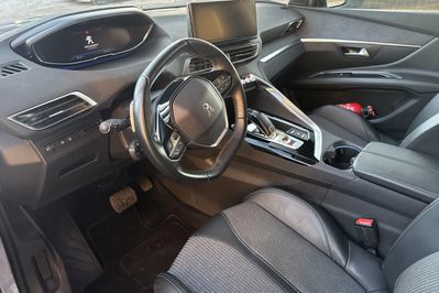 Peugeot 3008 Allure 1.5 BlueHDi  S&S EAT8