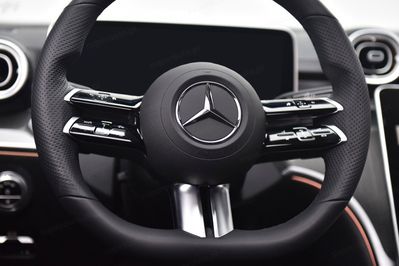 Mercedes Klasa C 300 de 4-Matic AMG