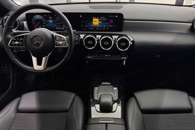 Mercedes Klasa A A 180 Progressive 7G-DCT