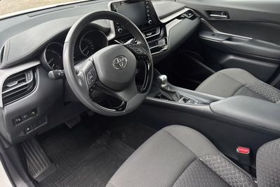 Toyota C-HR Comfort 1.8 Hybrid