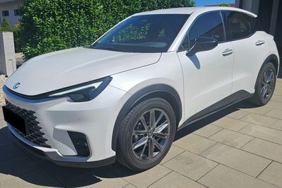 Lexus LBX Elegant 1.5 Hybrid