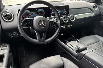 Mercedes GLB 200