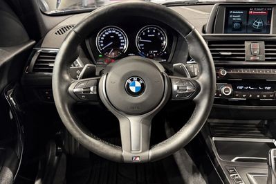 BMW Seria 1 125i Sport Line Shadow
