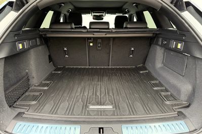 Land Rover Range Rover Velar D200 Dynamic SE