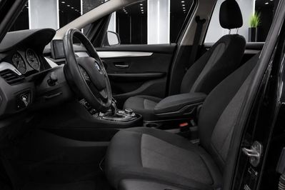 BMW Seria 2 218i