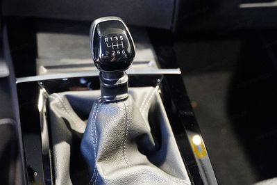 Opel Astra VI Edition 1.2 T