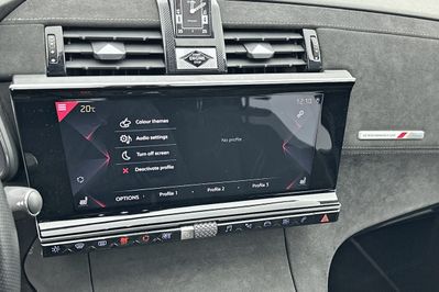 DS DS 7 Performance Line 1.5 BlueHDI AT