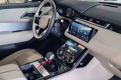 Land Rover Range Rover Velar D200 AWD