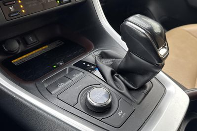 Toyota RAV4 2.5 Hybrid Executive 4x4