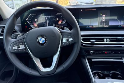 BMW Seria 3 318i